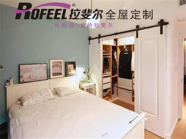 拉斐爾全屋定制|主衛(wèi)爆改衣帽間，鄰居看到都羨慕！
