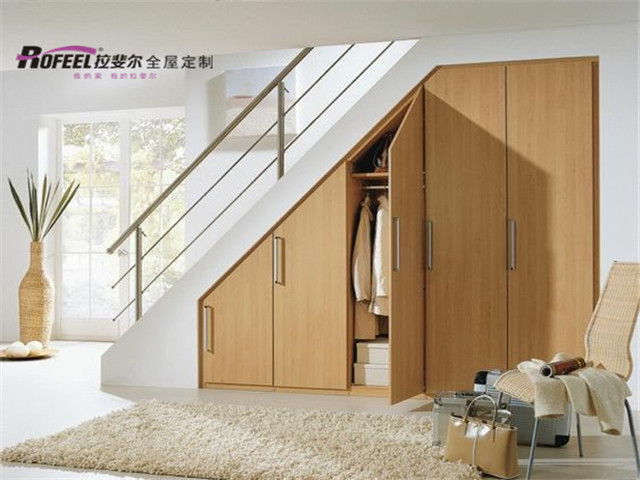 拉斐爾全屋定制|樓梯下方居然可以這樣設(shè)計(jì)，一點(diǎn)都不浪費(fèi)空間！